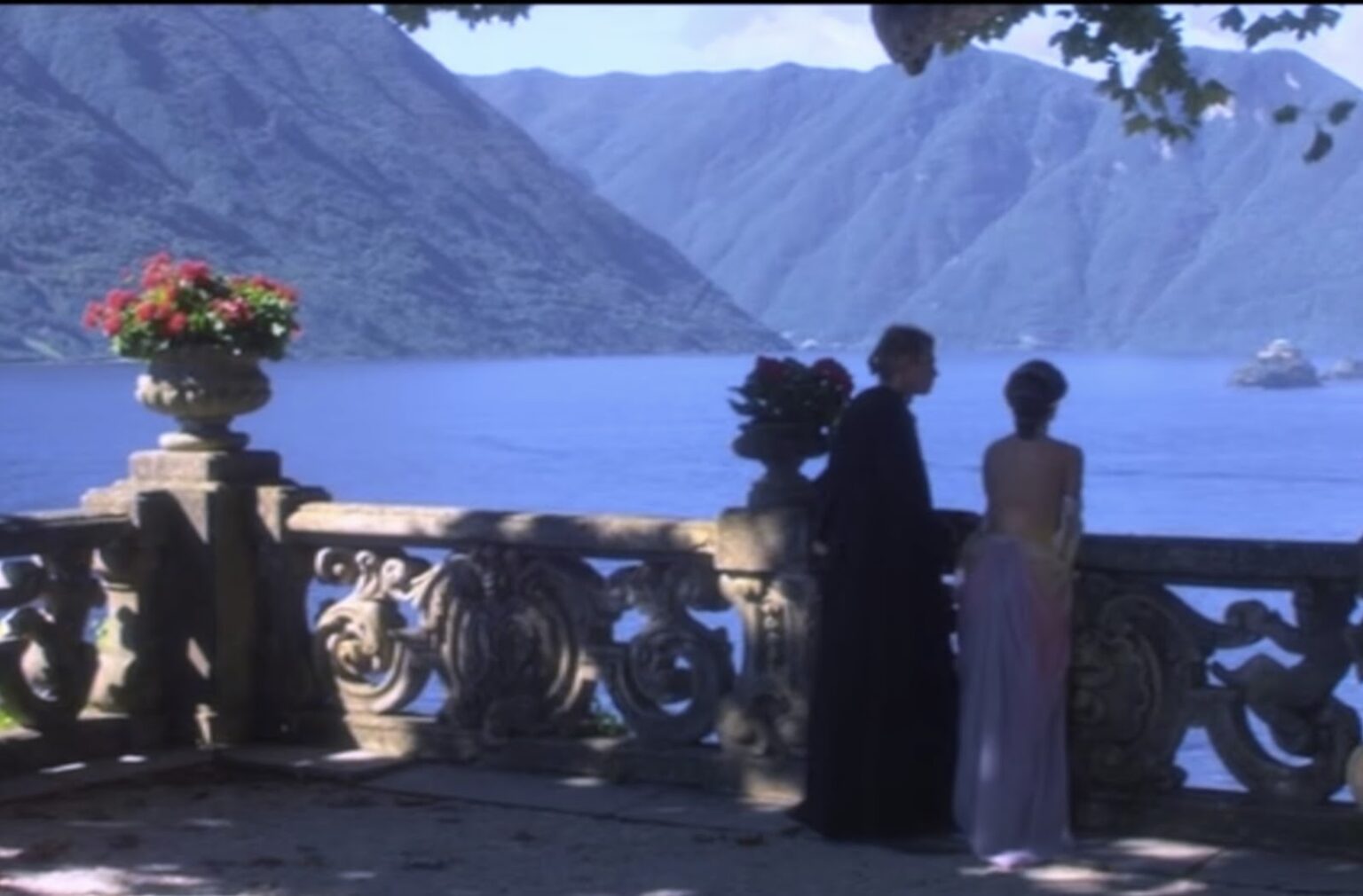 How much older is padm than anakin age difference